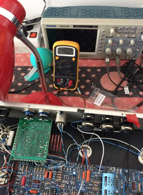 Controllo BRUNETTI XT al banco di lavoro